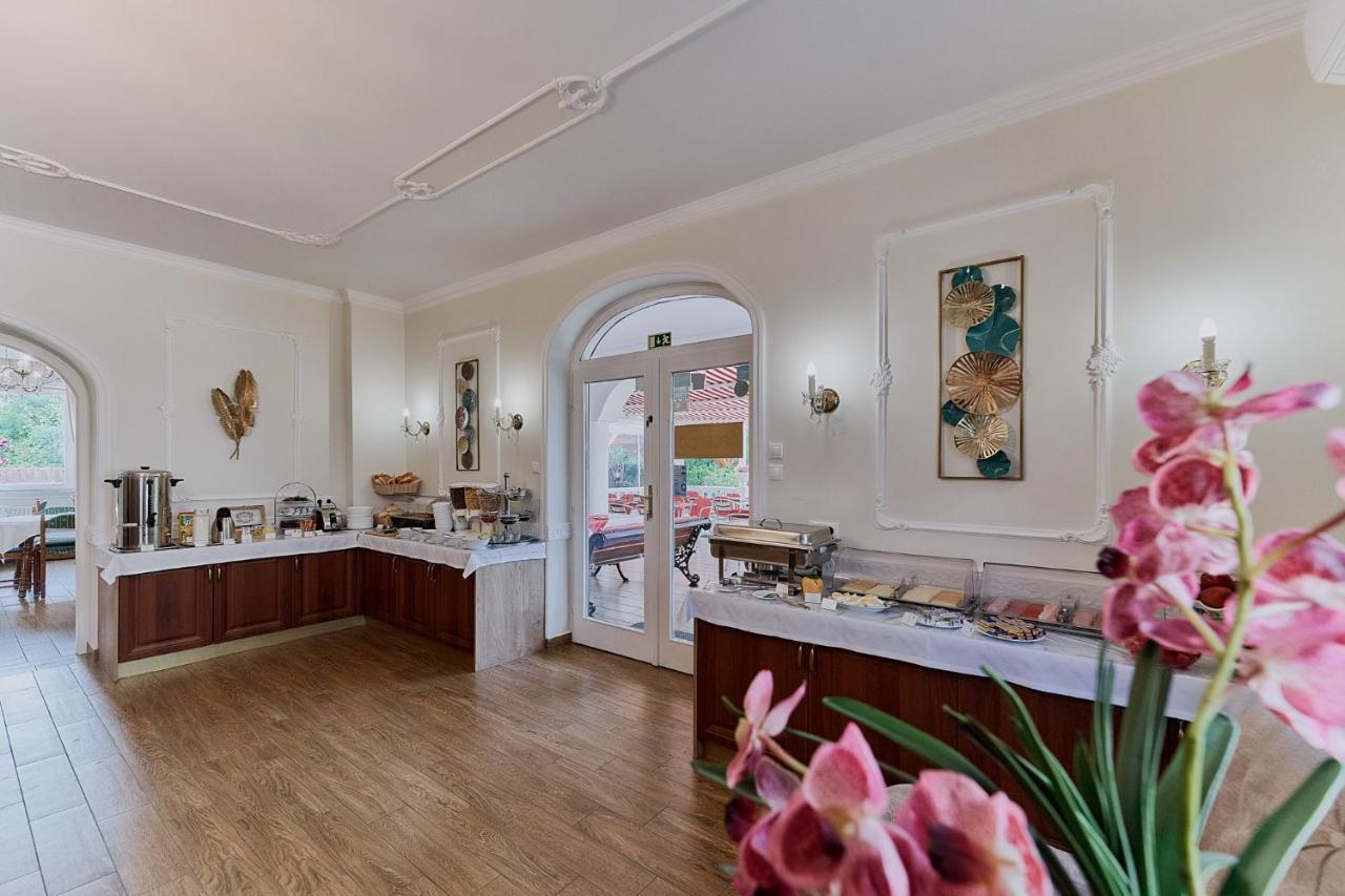 Hotel Tokajer Wellness Panzio Keszthely Esterno foto