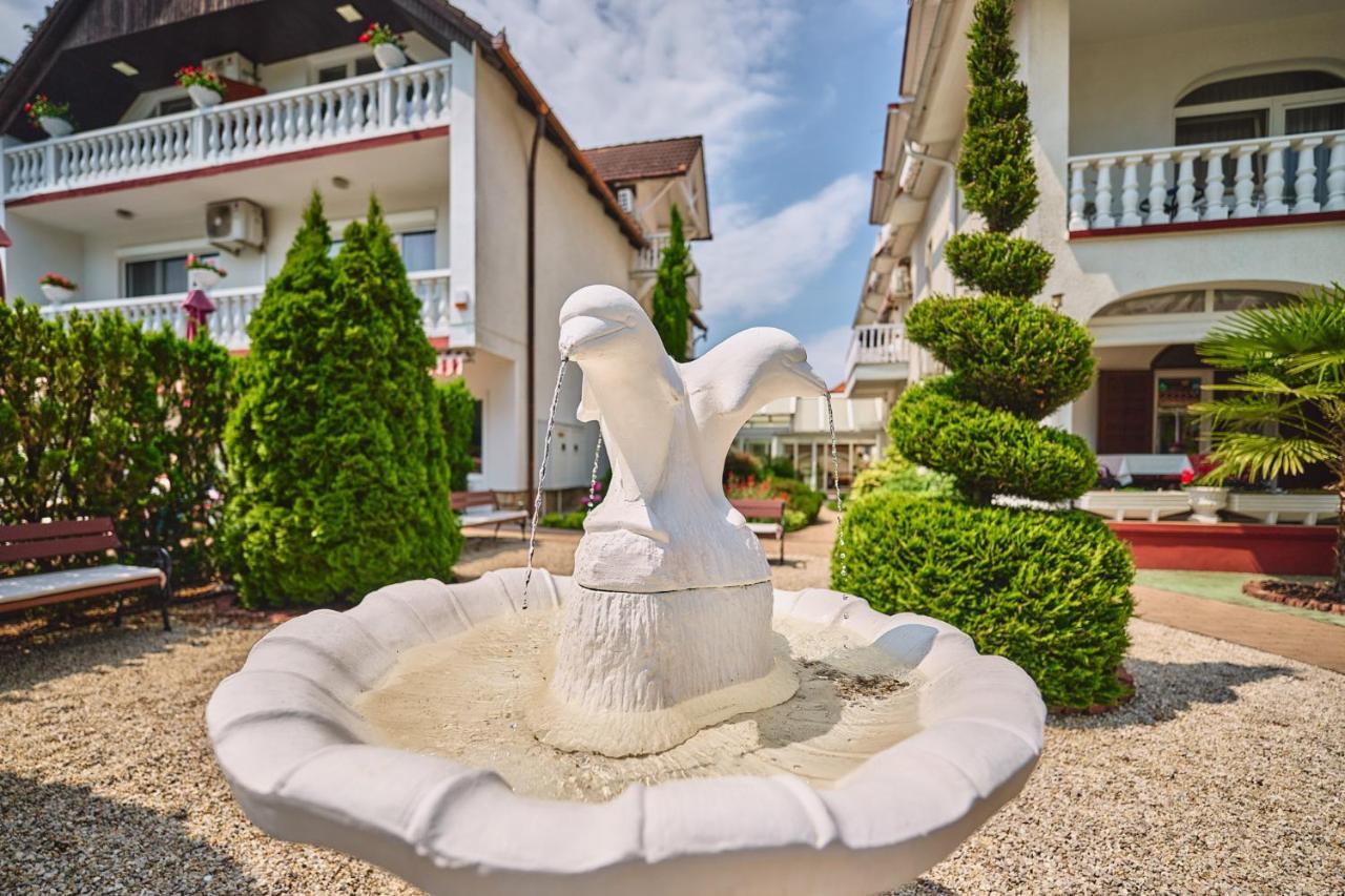 Hotel Tokajer Wellness Panzio Keszthely Esterno foto